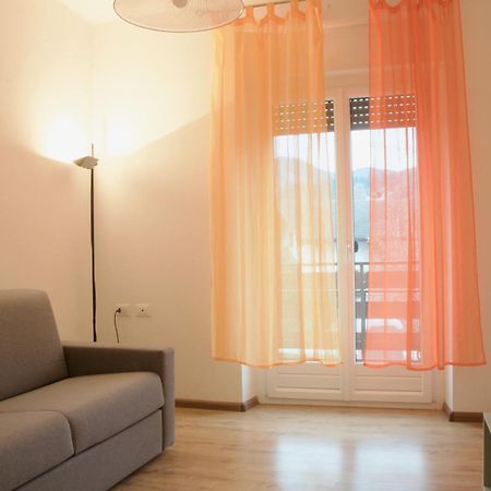 Casa Boller Di Tss' - Ideale Per Famiglie, Supermercato A 20M & Car Parking 维塔罗 外观 照片