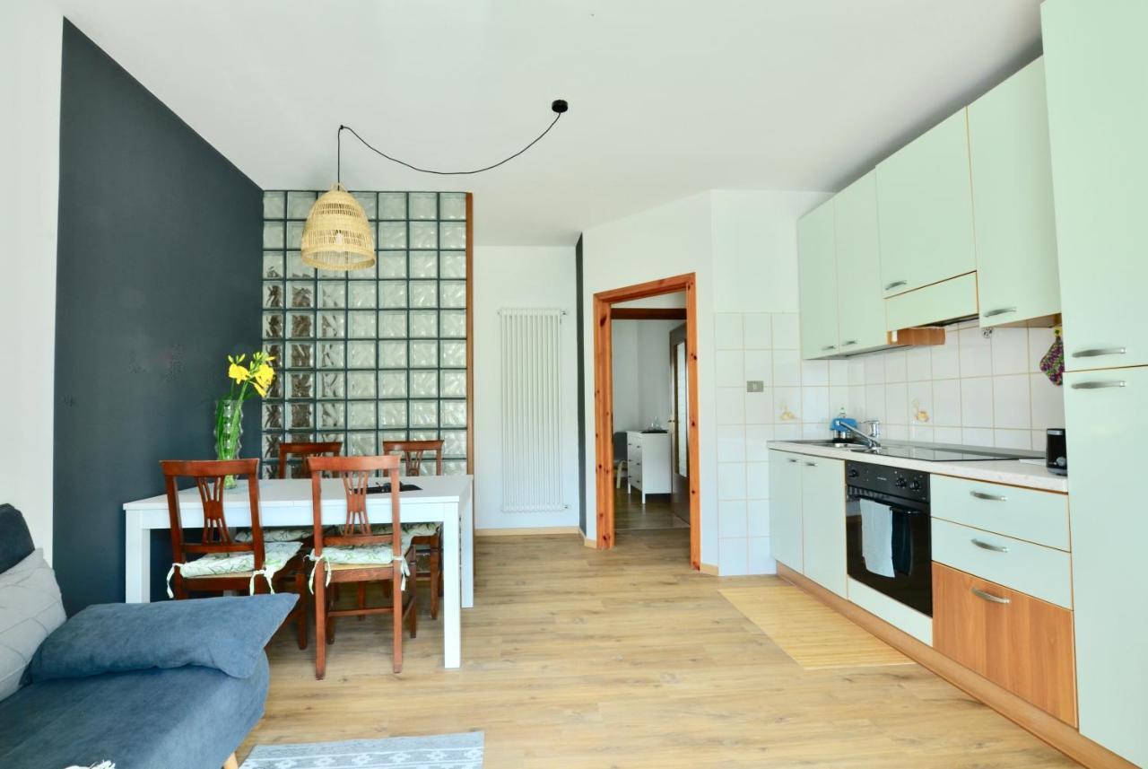 Casa Boller Di Tss' - Ideale Per Famiglie, Supermercato A 20M & Car Parking 维塔罗 外观 照片