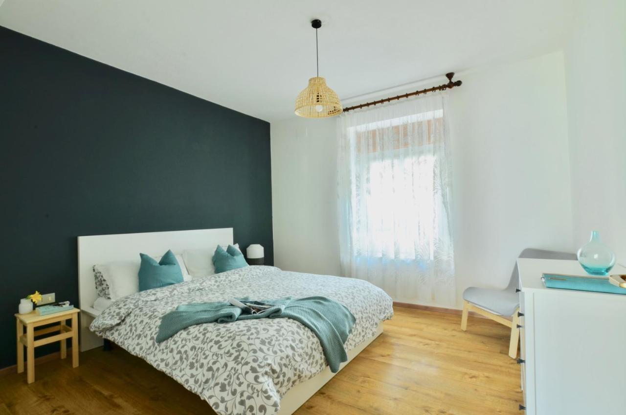 Casa Boller Di Tss' - Ideale Per Famiglie, Supermercato A 20M & Car Parking 维塔罗 外观 照片