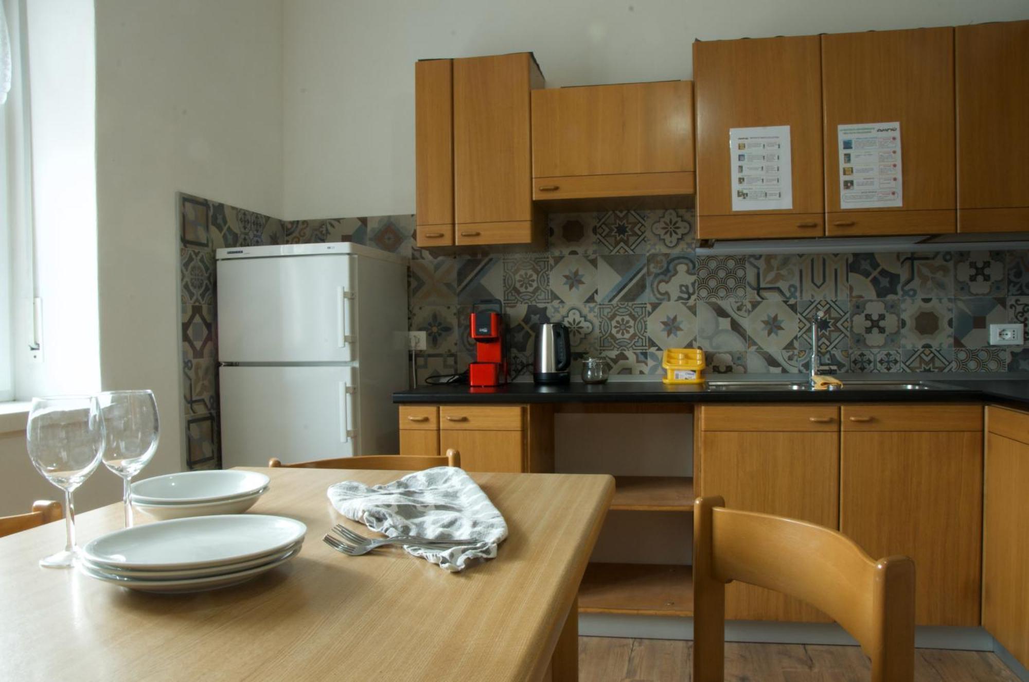 Casa Boller Di Tss' - Ideale Per Famiglie, Supermercato A 20M & Car Parking 维塔罗 外观 照片